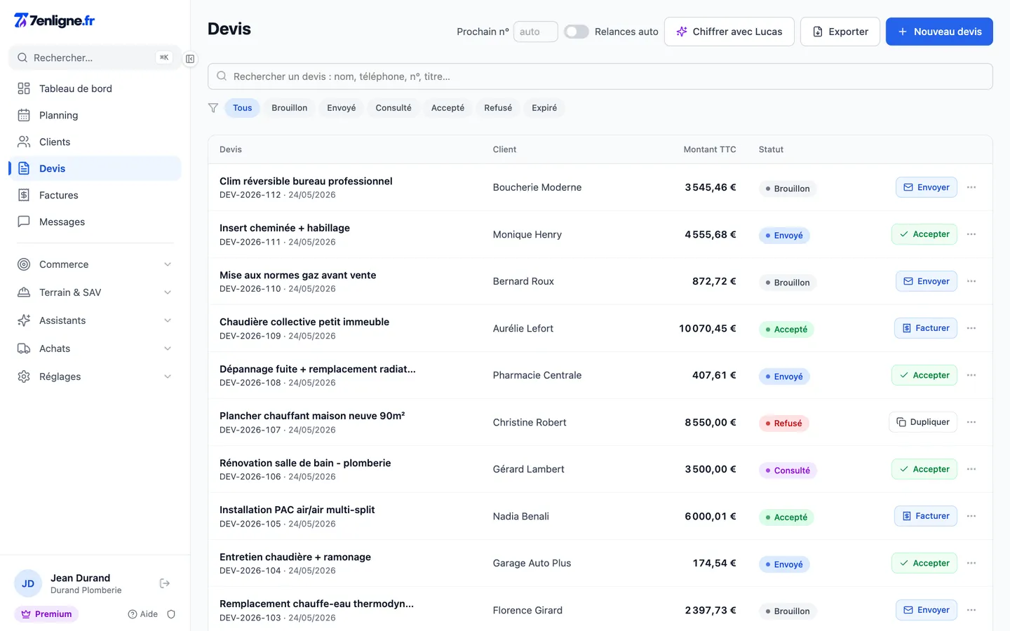 Liste des devis avec une action principale par ligne